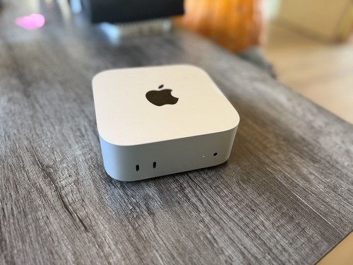Barely used mac mini - mini, 2024