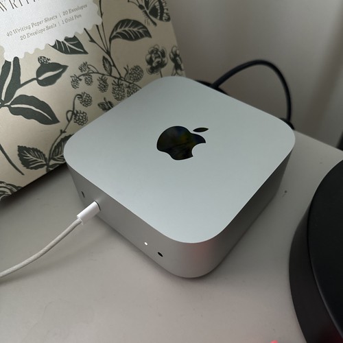 Mac mini 2024 core - 2024, m4